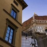 Sasso di Dante - テーブルからの景色、Duomo が聳える