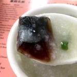 Ginger and Garlic - ピータン