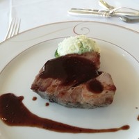 シンフォニー東京湾クルーズ - ステーキ