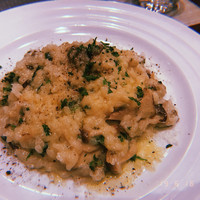 トラットリア イル レガーロ - ポルチーニと国産きのこのチーズリゾット？
                    超濃厚でかといって重過ぎず、フレッシュなポルチーニが美味しくて最高です