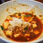 シビレヌードルズ 蝋燭屋 - 麻婆麺の残ったスープにライス投入