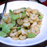 蜃気楼 - 小海老と空豆の山椒オイル炒め
