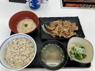 Yoshinoya - 牛皿麦とろ御膳