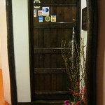 ゑすぷり - お店のドアです。