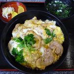手打ちうどんの店倭 - 親子丼 680円