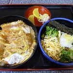 手打ちうどんの店倭 - カツ丼 750円 + 冷やしうどん 250円