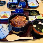 Hitsumabushi Nagoya Binchou - 