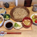 そば割烹 よいん - 「海老と穴子の天丼と蕎麦のセット」＋サラダ