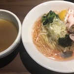 つけ麺一燈 - 海老、鶏、貝の淡麗細つけ麺