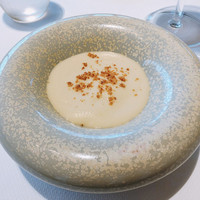 ベージュ アラン・デュカス 東京 - 