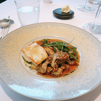 ベージュ アラン・デュカス 東京 - 