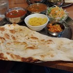 ポカラダイニング - 料理写真:ネパールセット 1180円