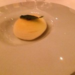 Le Cinq Four Seasons Hotel George V - 