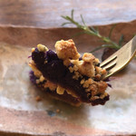 ひと粒台所 タノハナ - 紫芋のタルトリフト