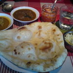 アジャンタ - チキン＆マトン、ナンセット