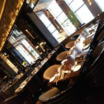 DINING & BAR TABLE 9 TOKYO - 