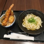 Kagawa Ippuku - ミニ大海老天丼とかけうどん(冷)のうどん大盛