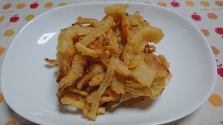 Marugame Seimen - 野菜かきあげ¥130-