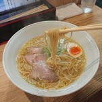 Chuukasoba Shin - 麺のリフトアップ