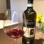 リストランテ　アドジ - お肉に合わせてくれた赤ワイン