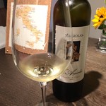 リストランテ　アドジ - パスタに合わせてくれた白ワイン