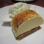 ラ・ブーシェリー・デュ・ブッパ - デザート盛合せの一　シブースト＆バジルとヨーグルトのアイスクリーム