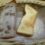 グリーンベーカリー サラダアンドトースト - 自家製パン