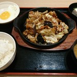 宮本むなし - 豚肉と五種野菜 味噌炒め定食