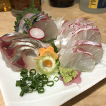 Hito Kuwatoroeito - 