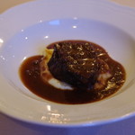 ラ リベラ - 白老牛の頬肉、黒胡椒と赤ワインのソース