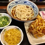 丸亀製麺 - 