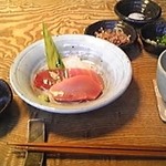 屯コースに付いてくる三崎のマグロです。