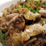 キュイ　ラルドワーズ - 牛肉と茶美豚の赤ワインラグーパスタ