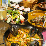 Recommended for girls' night out ★ [90 minutes of all-you-can-drink with a wide variety of options] Enjoy the popular paella course, 7 dishes total, 5,500 yen