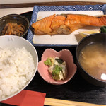 酒処 はづき - 焼魚 しゃけ 850円