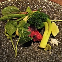 フレンチ割烹 宿 - Viande　　黒毛和牛サーローインのポアレ サラダ仕立て