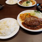 Taishuu Steak Nikuno Suke - レア焼き限定サーロイン定食