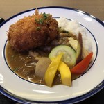 CIPANGO - ランチ 牛すじカレー1000円＋豆腐メンチ100円