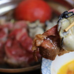 番茄日式牛肉火锅配牡蛎和日本黑毛牛肉