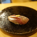 すし処 睦月 - 鯵