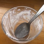 カフェアンドショップ ロータスランド - 2019/06/18
      あじさいパフェ 280円