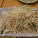 一軒め酒場 - 山盛りもやし炒め（￥280）