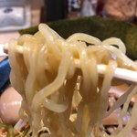 Dem Maru - 中太ちぢれ麺　寄すぎみたいで、またピンぼけになってしましました　研究して精進します（汗）