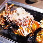 京ちゃばな 梅田OS店 - 石川県産 丸ごと一匹使ったイカお好み焼き