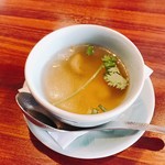 タイの食卓 クルン・サイアム×アティック× - トムヤンクン