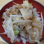 ラーメン二郎 環七新新代田店 - もやし、あぶら一時避難