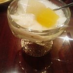 瑞福祥 - 杏仁豆腐