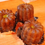 スーリィ・ラ・セーヌ - カヌレ