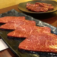 焼肉家 KAZU 神楽坂 - 