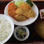 永田ドライブイン - ミックスフライ定食！